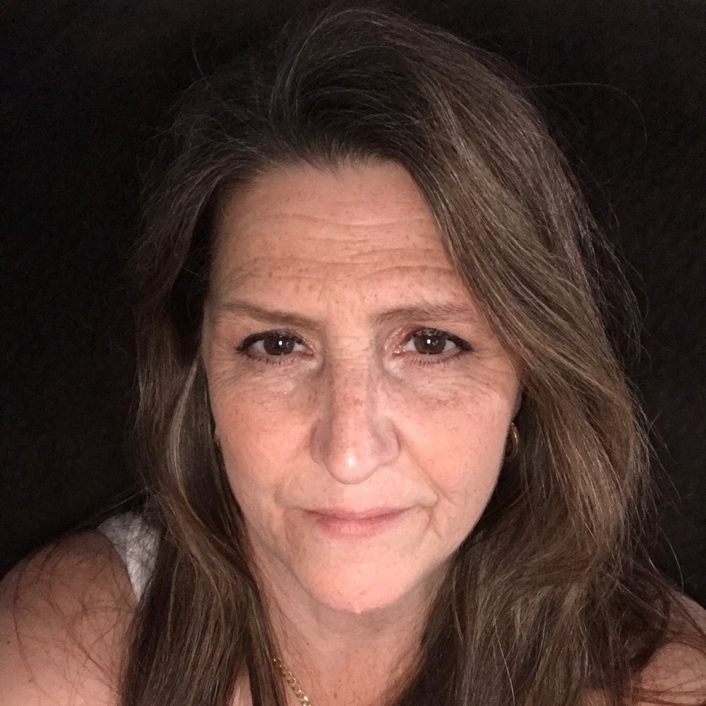 Meet your Posher, Laurie